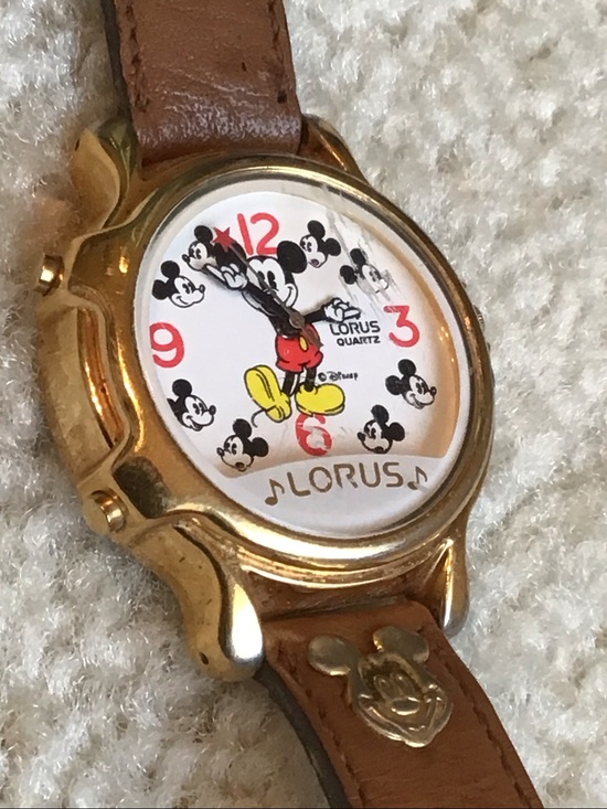 Vintage Lorus Quartz Musical Mickey Mouse Watch, V422-0010 ZO main image 10